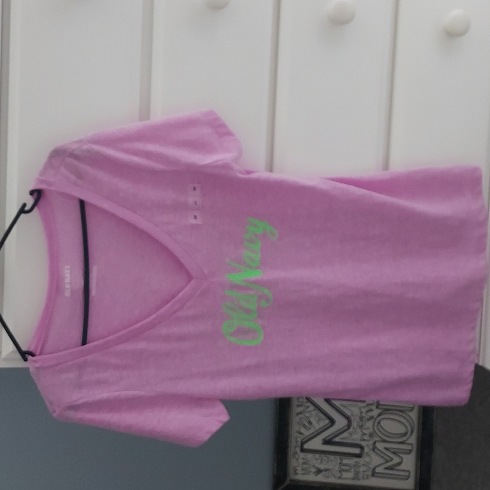 Old Navy V-neck t-shirt,
